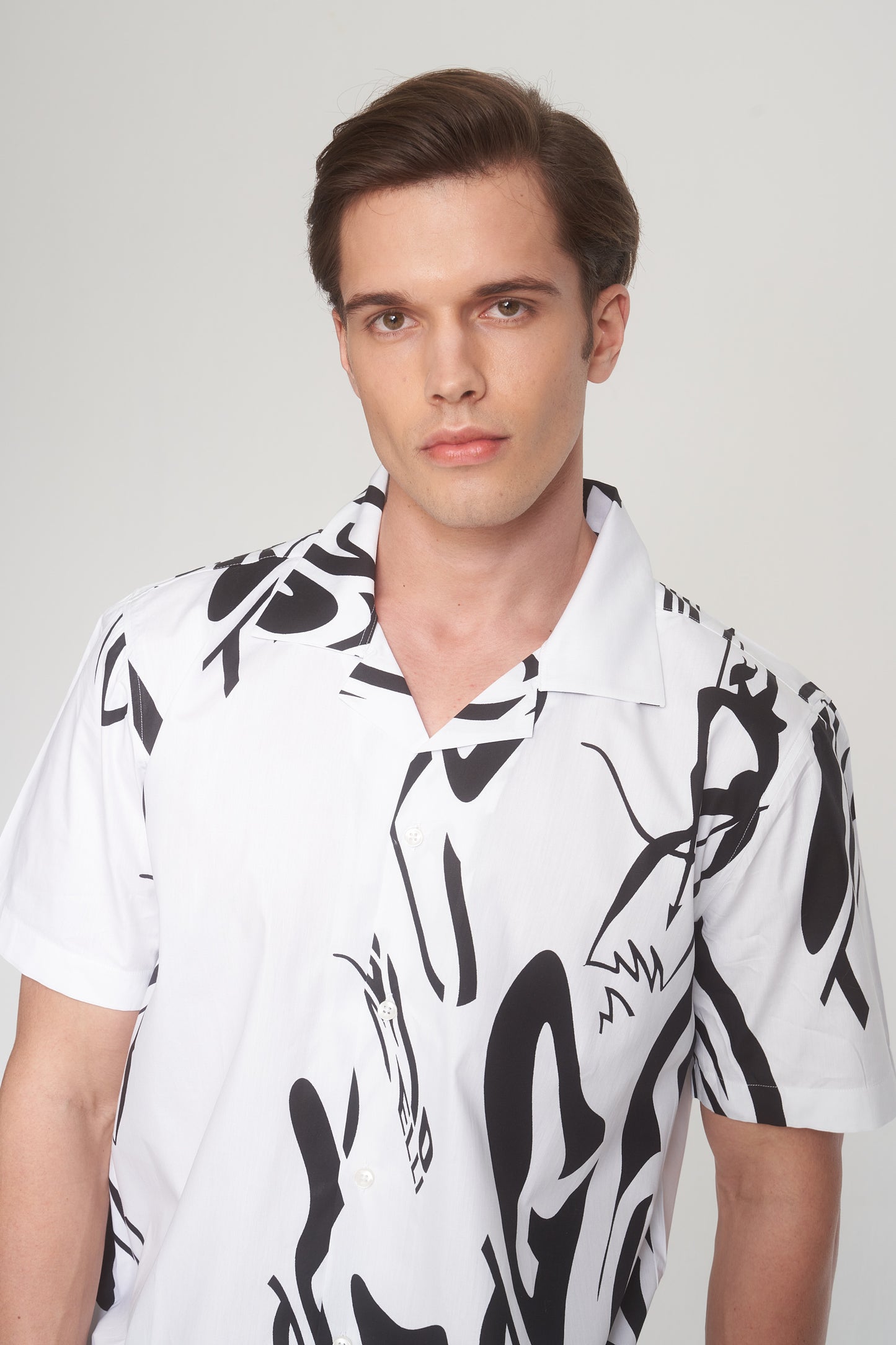White - Black Oversized Weekend Shirt